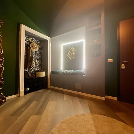 Nico's House Center