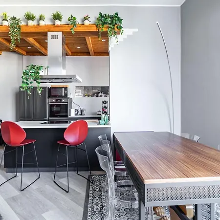 Nico's House Center Apartment